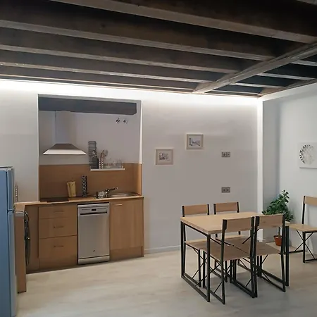 Turisticos Puerta Del Puente 1-3