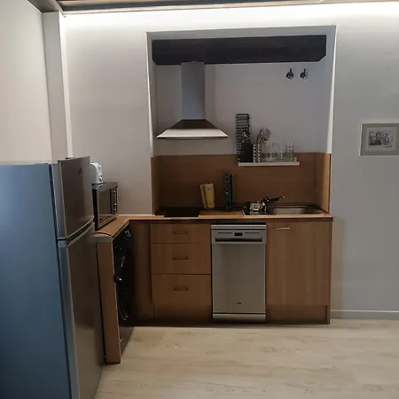 Turisticos Puerta Del Puente 1-3 Ávila