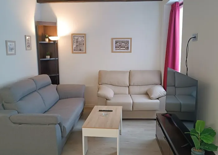 Turisticos Puerta Del Puente 1-3 Ávila