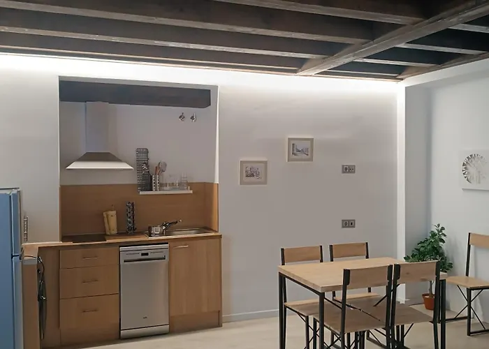 Turisticos Puerta Del Puente 1-3