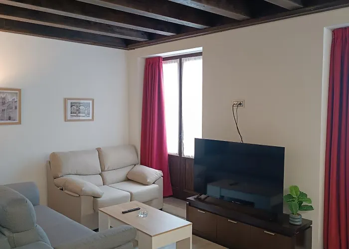 Turisticos Puerta Del Puente 1-3 Apartamento Ávila